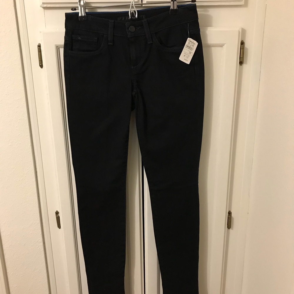 Joe’s Jeans Dark Denim Size 24